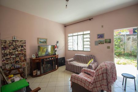 Sala de casa para alugar com 3 quartos, 150m² em Raul Veiga, São Gonçalo