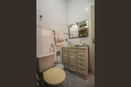 Casa para alugar com 150m², 3 quartos e 4 vagas Casa para alugar com 150m², 3 quartos e 4 vagasBanheiro
