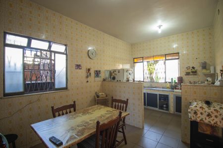 Casa para alugar com 150m², 3 quartos e 4 vagas Casa para alugar com 150m², 3 quartos e 4 vagasCozinha