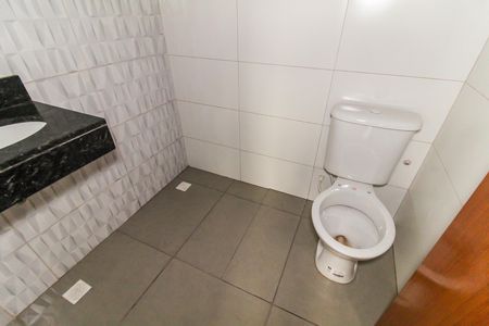 Apartamento à venda com 46m², 2 quartos e 1 vaga Apartamento à venda com 46m², 2 quartos e 1 vagaBanheiro