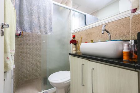 Apartamento à venda com 52m², 2 quartos e 1 vaga Apartamento à venda com 52m², 2 quartos e 1 vagaBanheiro