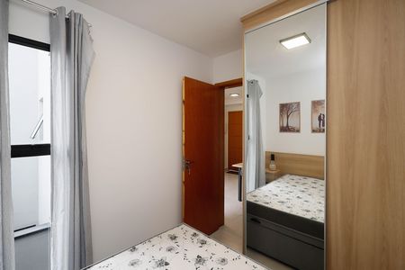 Quarto  de kitnet/studio para alugar com 1 quarto, 35m² em Vila Nova Carolina, São Paulo