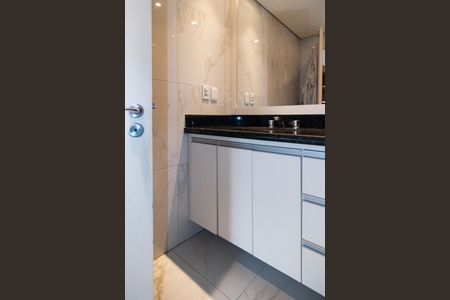 Apartamento à venda com 37m², 1 quarto e 1 vaga Apartamento à venda com 37m², 1 quarto e 1 vagaBanheiro