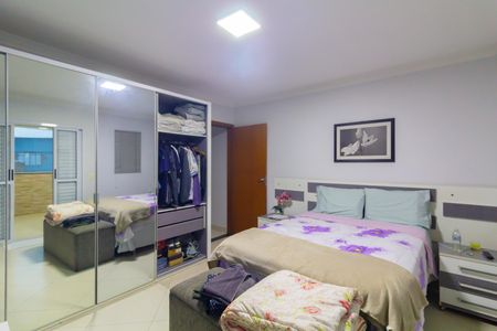 Casa à venda com 150m², 2 quartos e 2 vagasSuíte