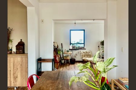 Apartamento à venda com 78m², 2 quartos e 1 vaga Apartamento à venda com 78m², 2 quartos e 1 vagaSala