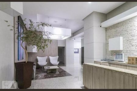 Apartamento para alugar com 33m², 1 quarto e sem vaga Apartamento para alugar com 33m², 1 quarto e sem vagaHall de entrada