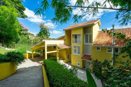 Casa de condomínio para alugar com 1437m², 3 quartos e 4 vagasÁrea Externa