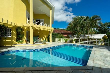 Casa de condomínio para alugar com 1437m², 3 quartos e 4 vagasPiscina