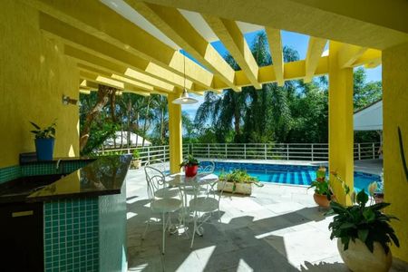 Casa de condomínio para alugar com 1437m², 3 quartos e 4 vagasPiscina