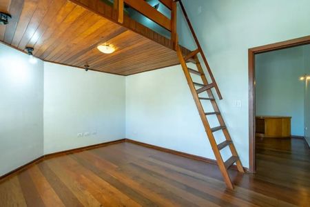 Casa de condomínio para alugar com 1437m², 3 quartos e 4 vagasQuarto