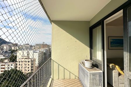 Apartamento para alugar com 2 quartos, 60m² em Humaitá, Rio de Janeiro