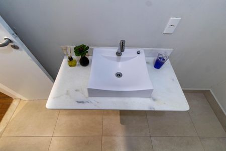Casa para alugar com 380m², 8 quartos e 2 vagas Casa para alugar com 380m², 8 quartos e 2 vagasBANHEIRO 2