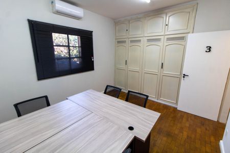 Casa para alugar com 380m², 8 quartos e 2 vagas Casa para alugar com 380m², 8 quartos e 2 vagasQUARTO 5