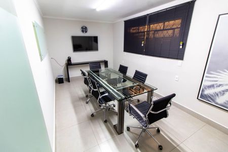 Casa para alugar com 380m², 8 quartos e 2 vagas Casa para alugar com 380m², 8 quartos e 2 vagasQUARTO 2