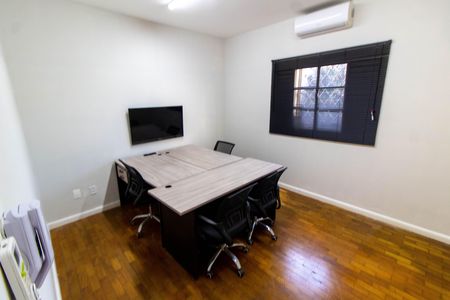 Casa para alugar com 380m², 8 quartos e 2 vagas Casa para alugar com 380m², 8 quartos e 2 vagasQUARTO 5