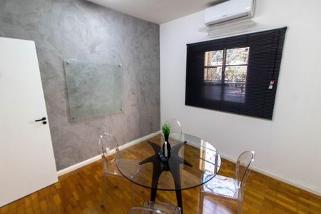 Casa para alugar com 380m², 8 quartos e 2 vagas Casa para alugar com 380m², 8 quartos e 2 vagasQUARTO 4