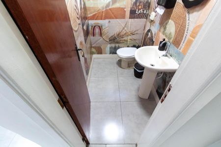 Casa para alugar com 380m², 8 quartos e 2 vagas Casa para alugar com 380m², 8 quartos e 2 vagasBANHEIRO 3