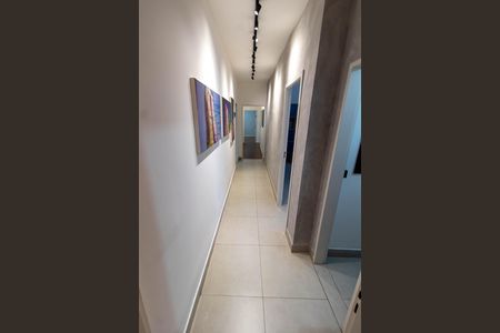 Casa para alugar com 380m², 8 quartos e 2 vagas Casa para alugar com 380m², 8 quartos e 2 vagasCORREDOR