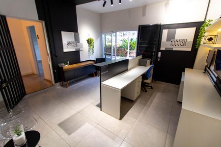 Casa para alugar com 380m², 8 quartos e 2 vagas Casa para alugar com 380m², 8 quartos e 2 vagasGARAGEM