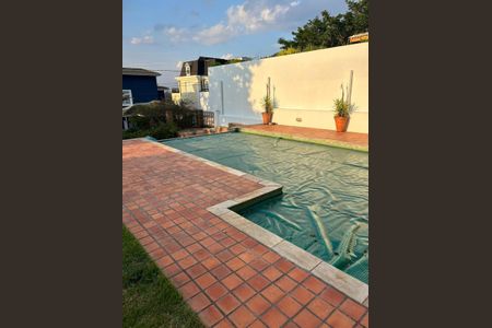 Casa de condomínio para alugar com 275m², 3 quartos e 5 vagas Casa de condomínio para alugar com 275m², 3 quartos e 5 vagasÁrea externa