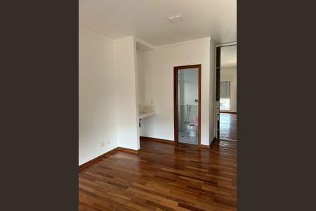 Casa de condomínio para alugar com 275m², 3 quartos e 5 vagas Casa de condomínio para alugar com 275m², 3 quartos e 5 vagasQuarto