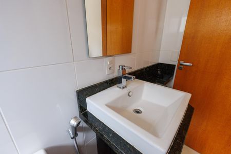 Casa para alugar com 300m², 4 quartos e 4 vagas