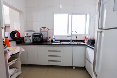 Casa para alugar com 300m², 4 quartos e 4 vagas