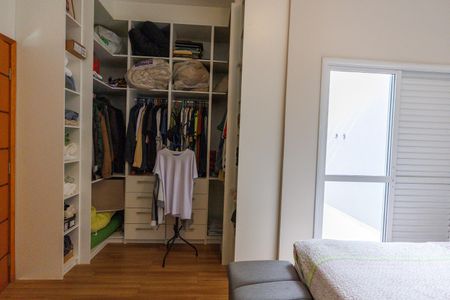 Casa para alugar com 300m², 4 quartos e 4 vagas