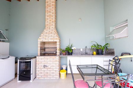 Casa para alugar com 300m², 4 quartos e 4 vagas