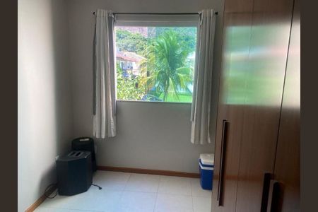 Casa à venda com 106m², 4 quartos e 1 vaga