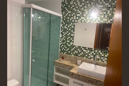 Casa à venda com 106m², 4 quartos e 1 vaga