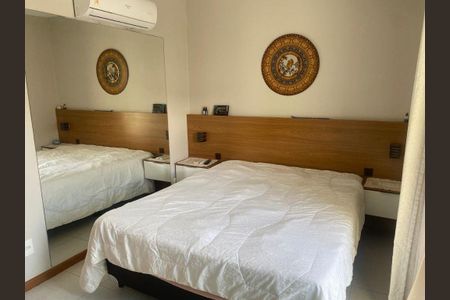 Casa à venda com 106m², 4 quartos e 1 vaga