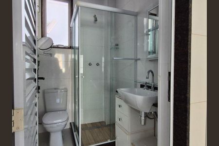 Apartamento à venda com 75m², 2 quartos e sem vaga