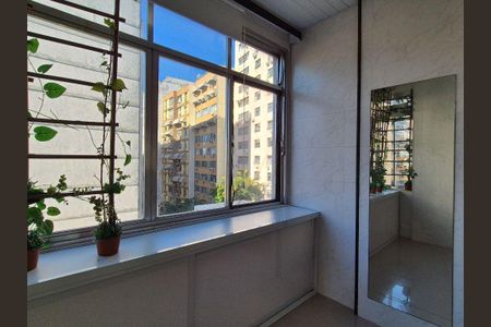 Apartamento à venda com 75m², 2 quartos e sem vaga