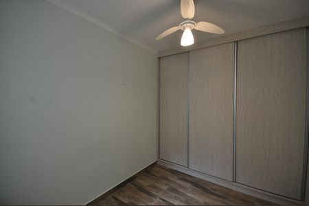 Quarto 1 de apartamento para alugar com 2 quartos, 70m² em Vila Nivi, São Paulo