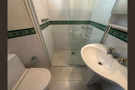 Apartamento à venda com 164m², 3 quartos e 2 vagasBanheiro da Suíte 2