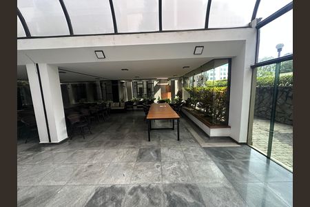 Apartamento à venda com 164m², 3 quartos e 2 vagasÁrea comum - Salão de festas