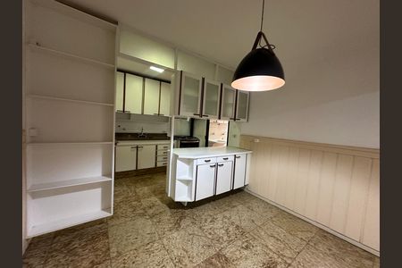 Apartamento à venda com 164m², 3 quartos e 2 vagasCozinha