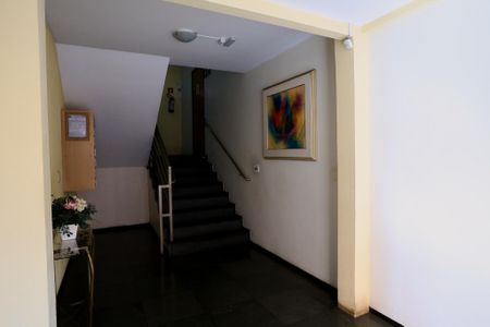 Apartamento para alugar com 72m², 3 quartos e 1 vagaHall