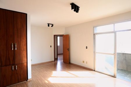 Sala de apartamento para alugar com 3 quartos, 72m² em Concórdia, Belo Horizonte