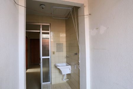 Apartamento para alugar com 72m², 3 quartos e 1 vagaÁrea de Serviço