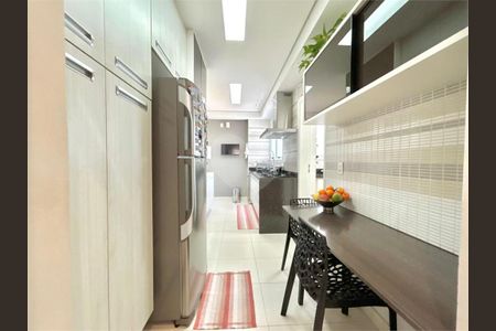 Apartamento à venda com 3 quartos, 135m² em Santo Amaro, São Paulo