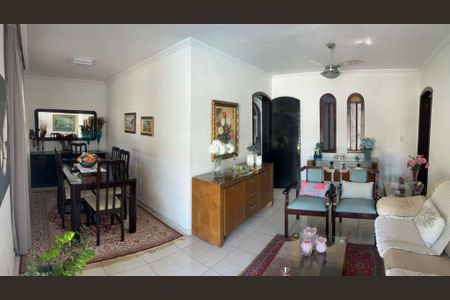 Casa à venda com 120m², 3 quartos e sem vaga
