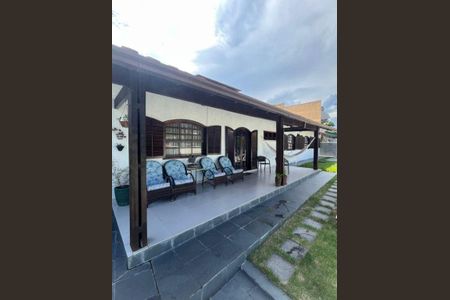Casa à venda com 120m², 3 quartos e sem vaga