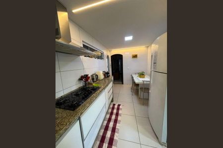 Casa à venda com 120m², 3 quartos e sem vaga