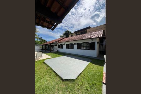 Casa à venda com 120m², 3 quartos e sem vaga