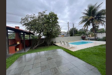 Casa à venda com 120m², 3 quartos e sem vaga