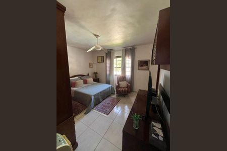 Casa à venda com 120m², 3 quartos e sem vaga