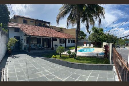Casa à venda com 120m², 3 quartos e sem vaga