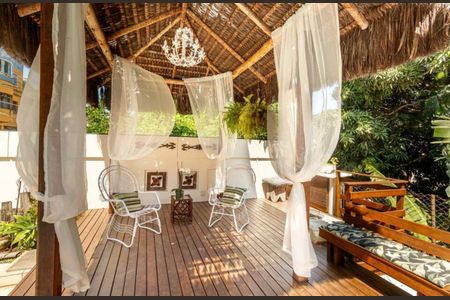Casa à venda com 525m², 5 quartos e 4 vagas